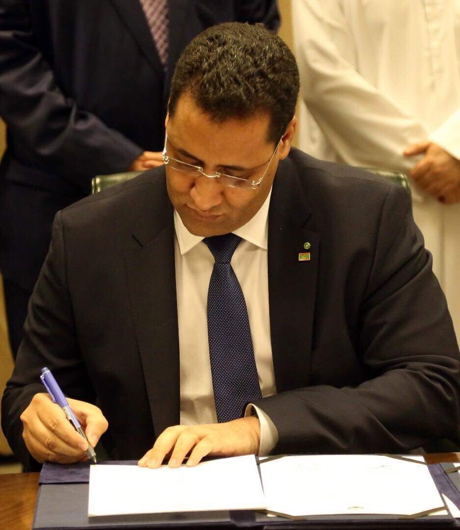 الوزير الأول: نعمل على الجمع بين الدعم الفوري والمشاريع الهيكلية