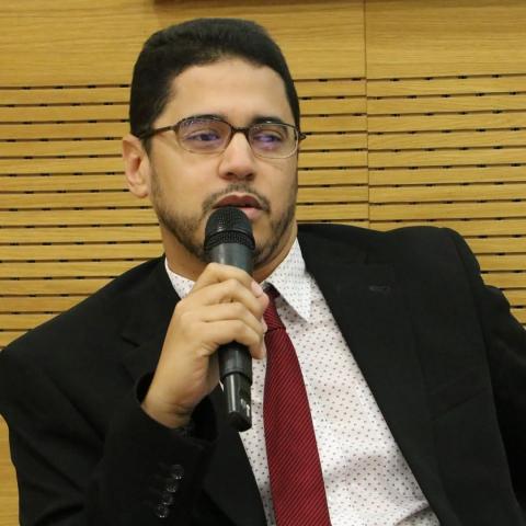 نور الدين محمدو يدعو رئيس الجمهورية لحل الجمعية الوطنية